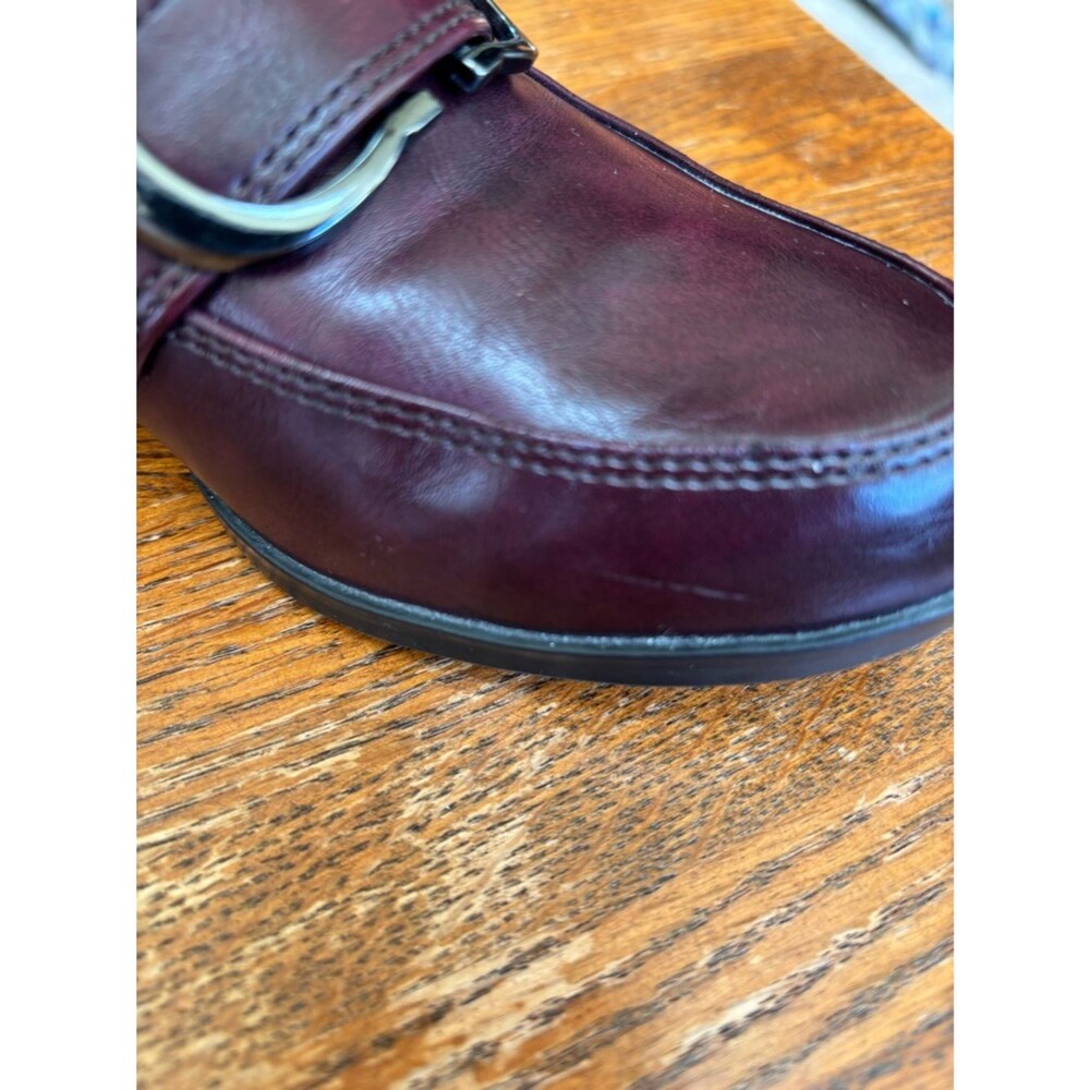 Naturalizer NATESA Maroon Man-Made Leather Loafer 1.5” Heel w/Buckle Women’s 7. - Picture 8 of 8